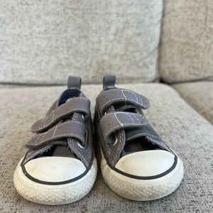 Converse baby shoes